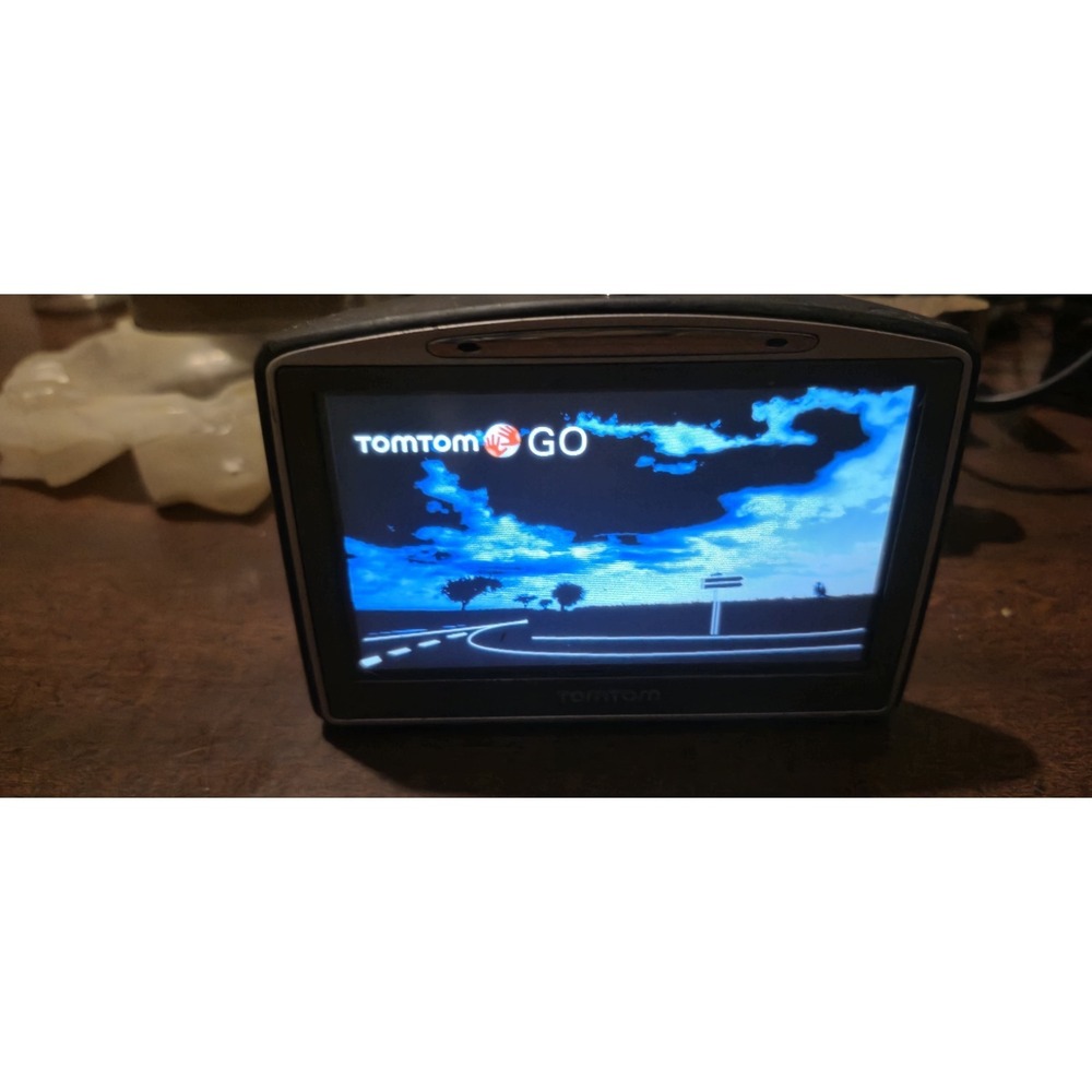 TomTom GO GPS Navigation  Tested & Working | Charger‎ Included Bundle